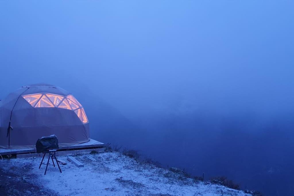 Hotel Les 3 Flocons Roure Zewnętrze zdjęcie