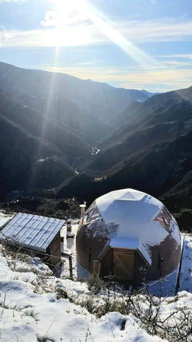 Hotel Les 3 Flocons Roure Zewnętrze zdjęcie