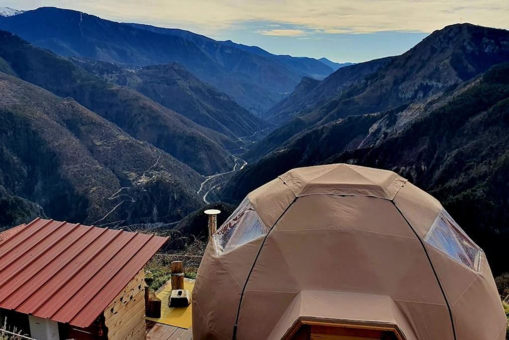 Hotel Les 3 Flocons Roure Zewnętrze zdjęcie