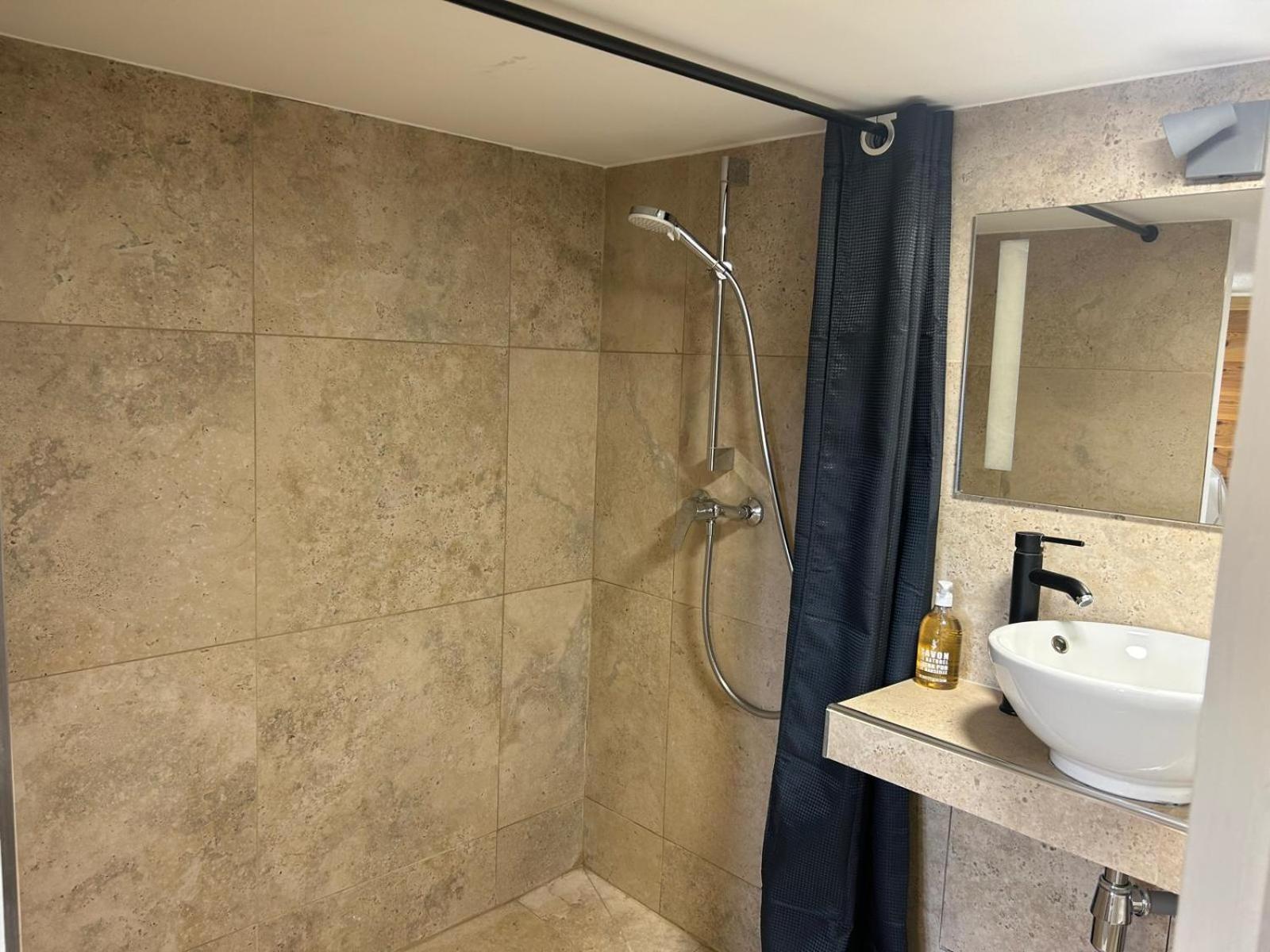 Hotel Les 3 Flocons Roure Zewnętrze zdjęcie